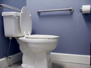 5 Restroom Cleaning Tips 